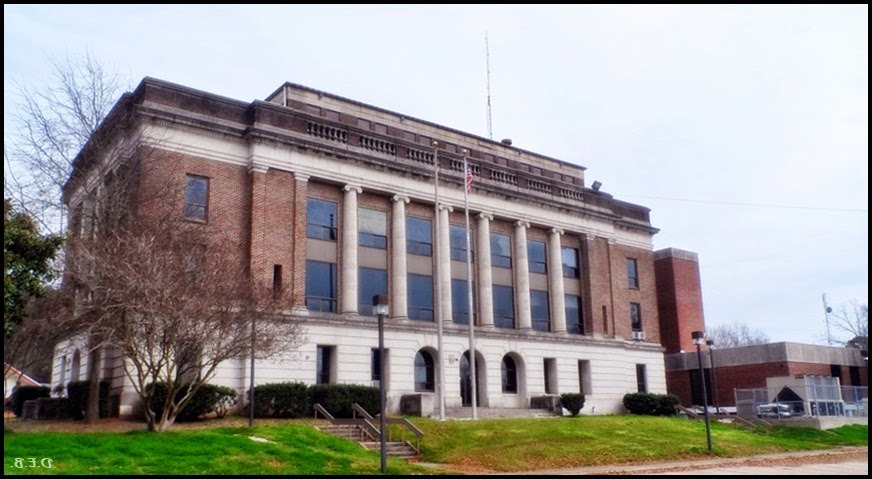 Catahoula Parish Courthouse PETSIDI